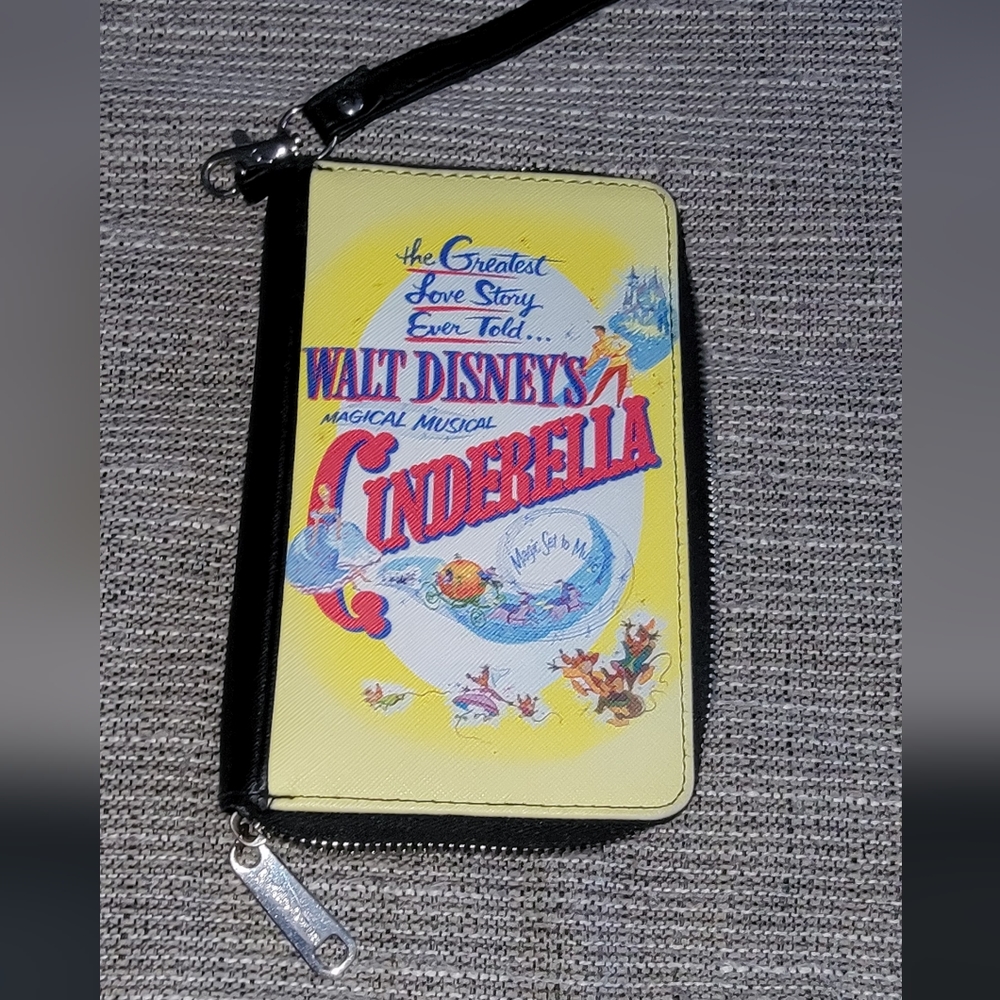 Cinderella wallet